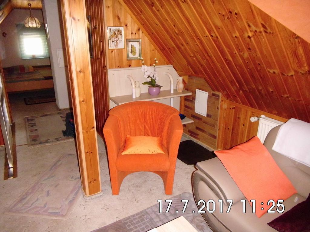 Ferienappartement Obrigheim 모스바흐 외부 사진
