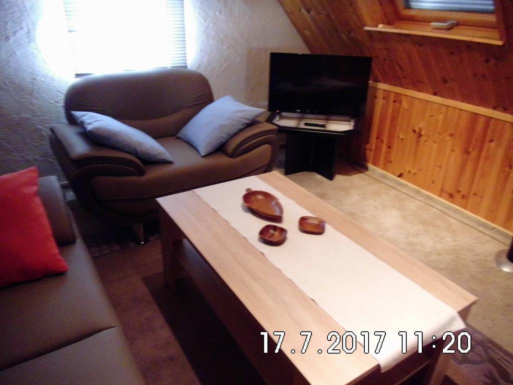 Ferienappartement Obrigheim 모스바흐 외부 사진